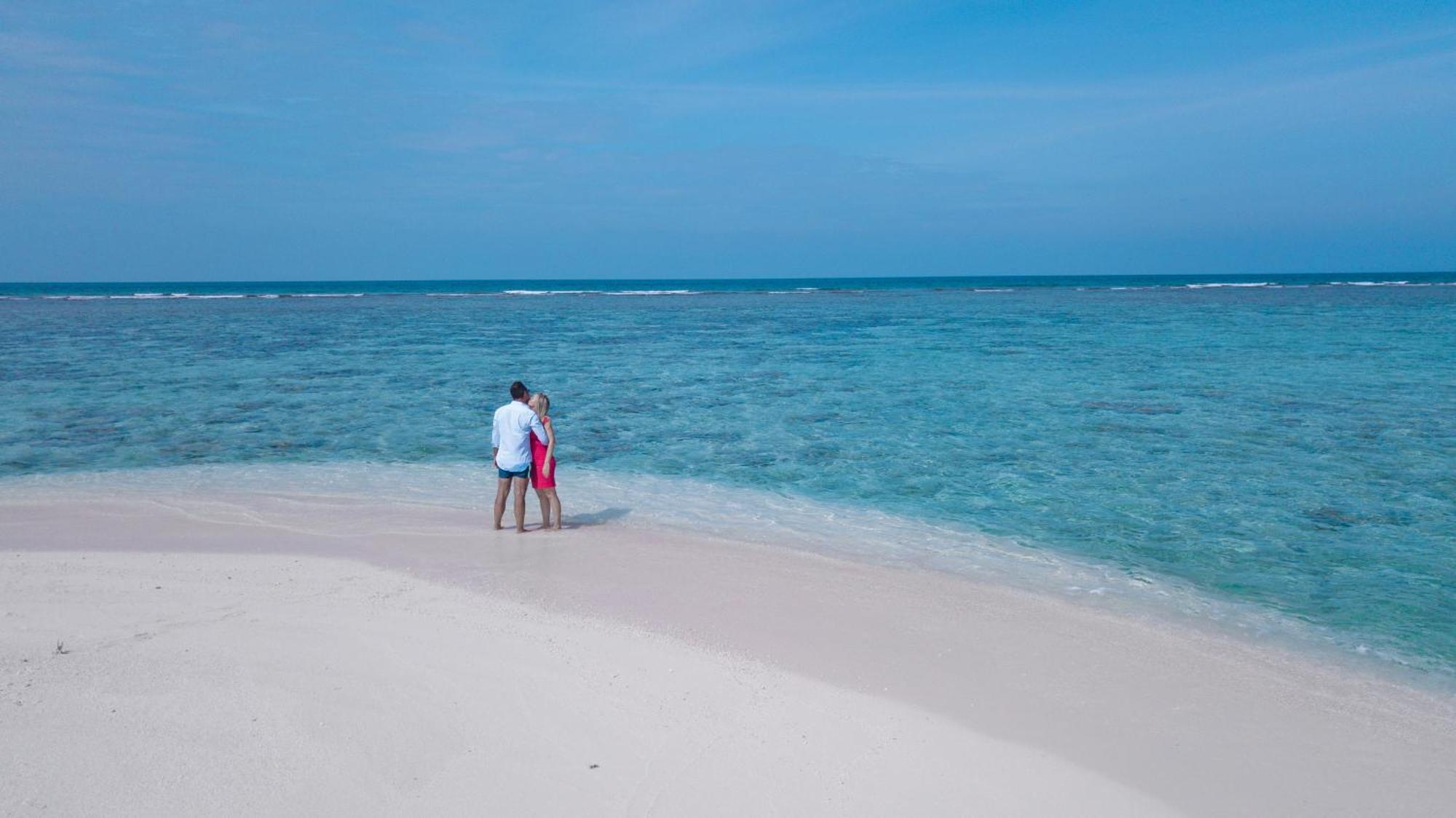 Arista Villa Ukulhas Island Exterior photo